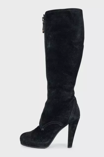 Black suede heeled boots