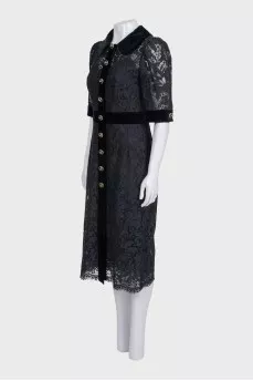 Lace dress with accent buttons