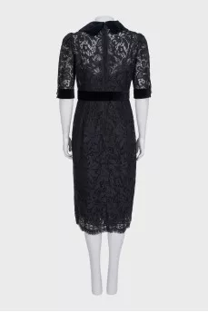 Lace dress with accent buttons
