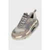 Серые кроссовки Triple S