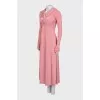Fitted dress with a cutout back