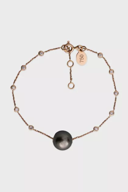 Gold bracelet with pearls and diamonds