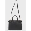 Lightning bag with shoulder belt