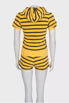 Striped hoodie and shorts suit