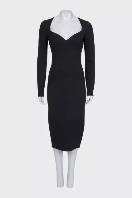 Fitted midi dress with long sleeves