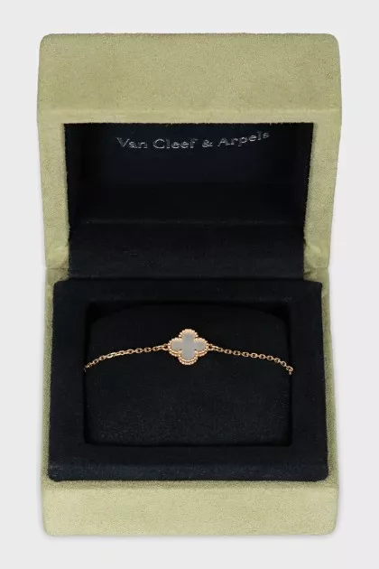Sweet Alhambra Gold Bracelet