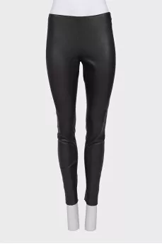 Leather leggings with a zipper on the leg