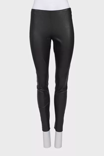 Leather leggings with a zipper on the leg