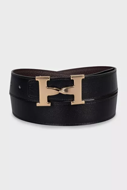 Reversible leather belt with gold buckle