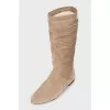 Beige pleated boots