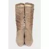 Beige pleated boots