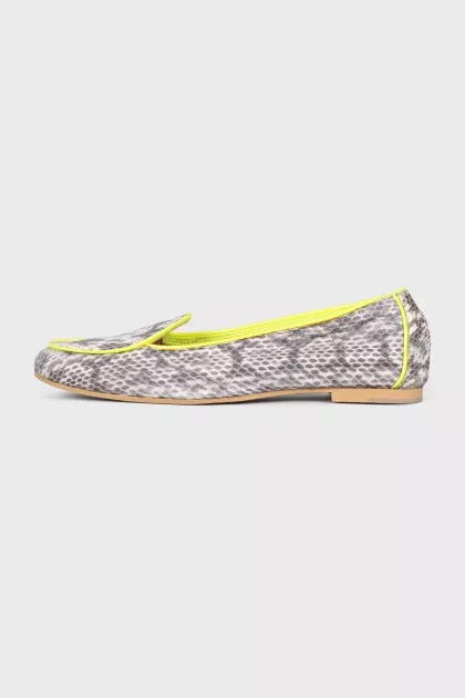 Textured leather ballet flats
