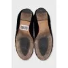 Velvet ballet flats with crystals