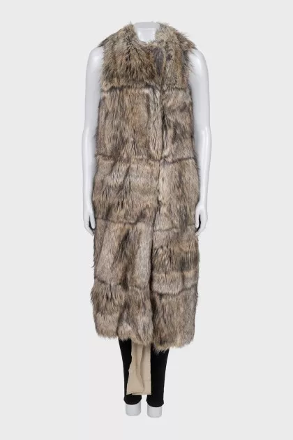 Long vest made of eco-pile