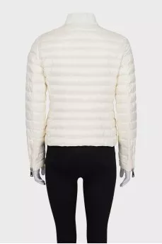 White quilted jacket without a hood