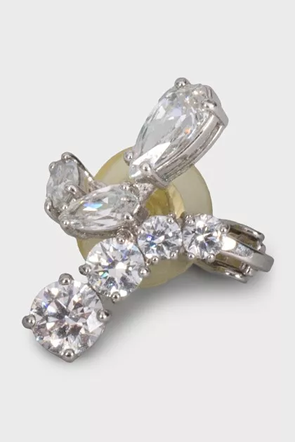 Single earring with crystals