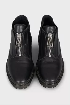 Black boots with a zipper