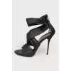 Sandals with a zipper at the heel