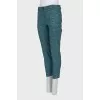 Cropped printed trousers with a crease