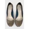 Patent heel suede pumps