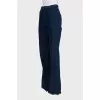 Wide leg fit jeans with raw hem