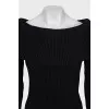 Fitted off-the-shoulder jumper