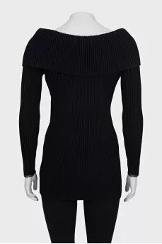 Fitted off-the-shoulder jumper
