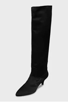 Kitten heel textile boots