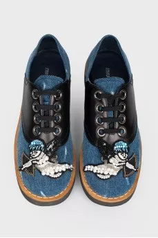 Denim shoes with leather inserts