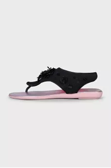 Textile flip-flops with black decor