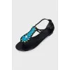 Suede sandals decorated with crystals
