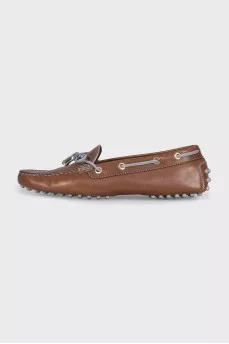 Leather loafers with contrast laces