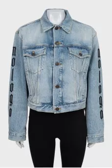 Cropped denim jacket with embroidery