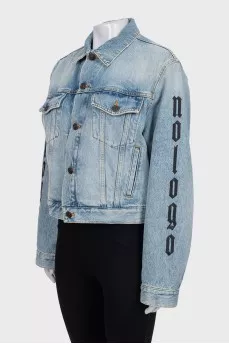 Cropped denim jacket with embroidery