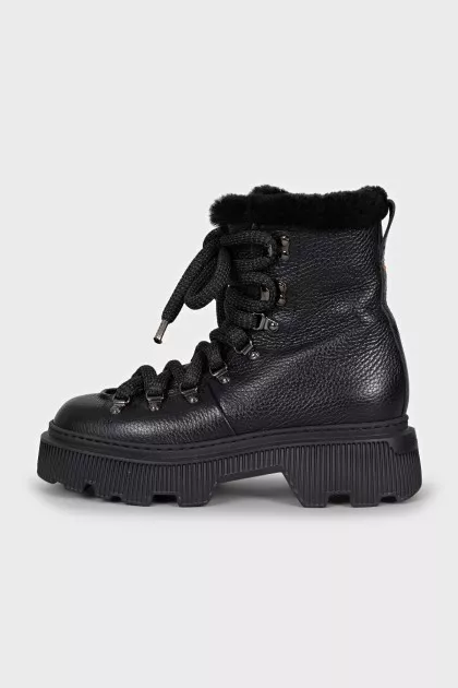 Leather lace-up boots with high soles