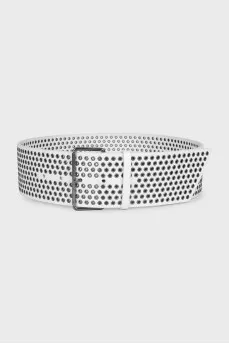 Wide leather belt with eyelet