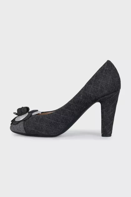 Gray shoes with a rose