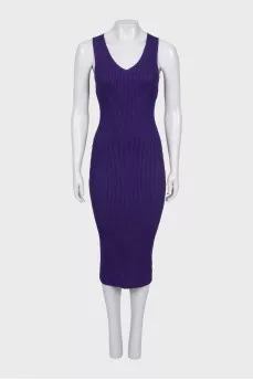 Sleeveless fitted midi dress