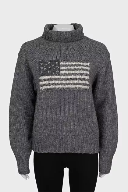 Knitted gray turtleneck with beads