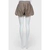 Short skirt without belt