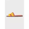 Oran two-tone flip-flops
