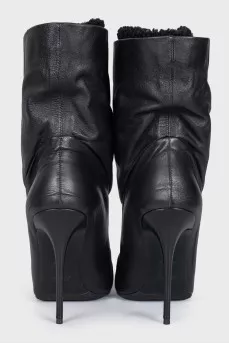Insulated leather ankle boots with stiletto heels