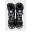 Black dutik boots with laces