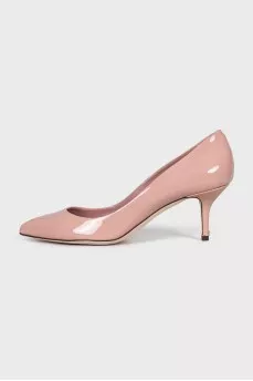 Patent leather kitten heel pumps