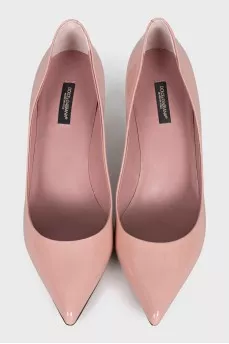 Patent leather kitten heel pumps