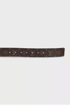 Wide belt with signature print