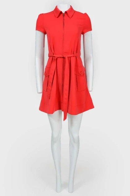 Board dress with a zipper with a belt