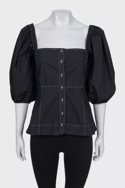 Black top with puff sleeves