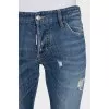 Men's ripped blue jeans