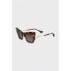 Cat-eye frames in animal print